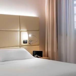 https://best-western-hotel-cavalieri-della-corona.italymilanhotels.net