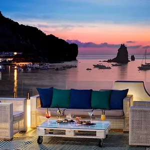 https://les-sables-noirs.sicilyhotelsitaly.net